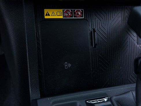 Used 2024 Toyota Tacoma TRD Off-Road w/ TRD Off Road Upgrade Package image 31