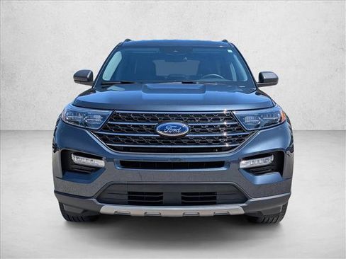 Certified 2023 Ford Explorer XLT w/ Equipment Group 202A AWD/4WD image 2