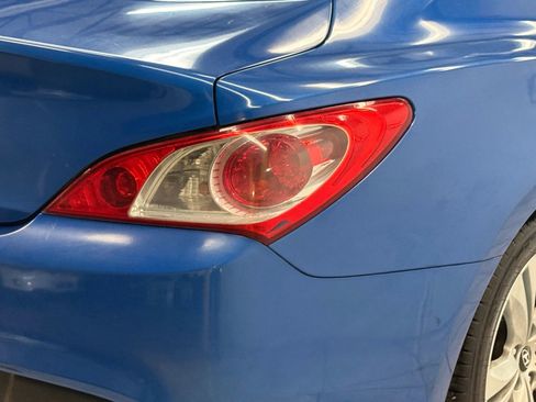 Used 2011 Hyundai Genesis 2.0T image 10