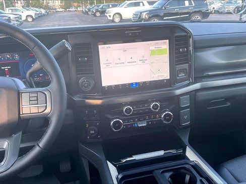 New 2025 Ford F350 Lariat w/ Lariat Ultimate Package image 7
