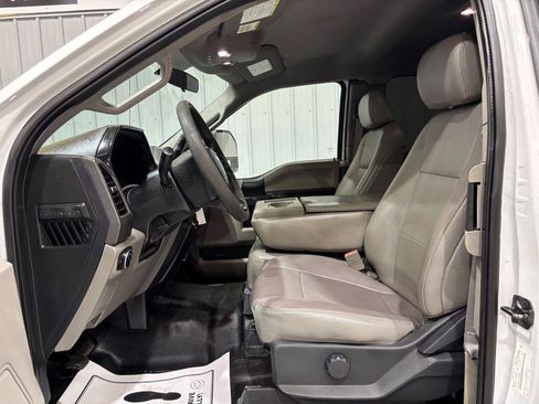 Used 2017 Ford F250 XL w/ Power Equipment Group AWD/4WD image 11