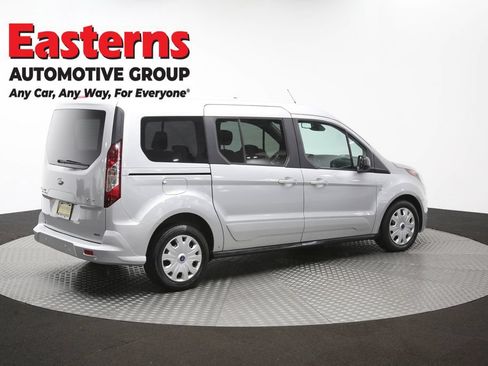 Used 2022 Ford Transit Connect XLT FWD image 40