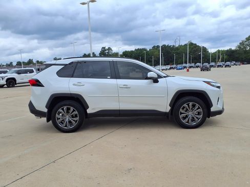Used 2024 Toyota RAV4 Limited w/ Advanced Technology Package AWD/4WD image 5