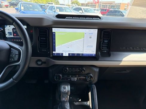 Used 2022 Ford Bronco Wildtrak AWD/4WD image 34