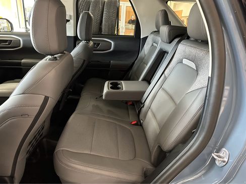 Used 2025 Ford Bronco Sport Badlands w/ Badlands Tech Package AWD/4WD image 31