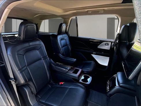 Used 2021 Lincoln Aviator Reserve w/ Equipment Group 210A AWD/4WD image 29