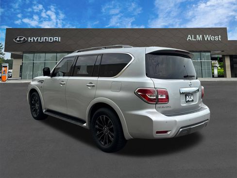Used 2019 Nissan Armada Platinum w/ Captain's Chairs Package RWD image 7