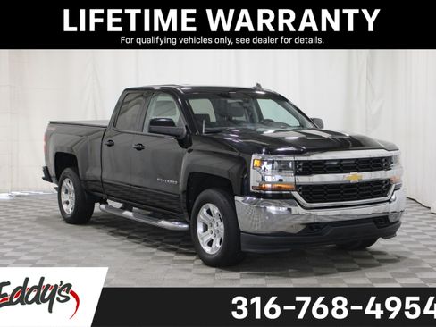 Used 2017 Chevrolet Silverado 1500 LT w/ Trailering Package AWD/4WD image 1