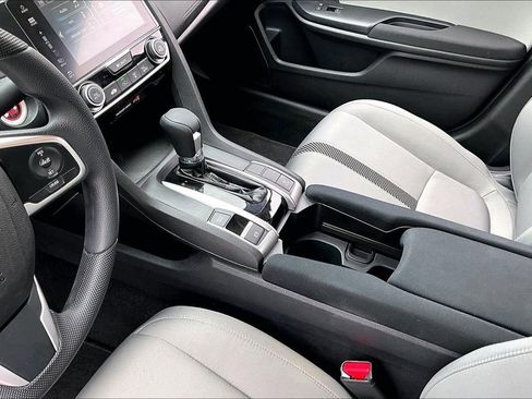 Used 2017 Honda Civic EX image 18