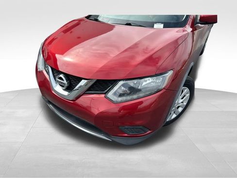 Used 2016 Nissan Rogue S image 9