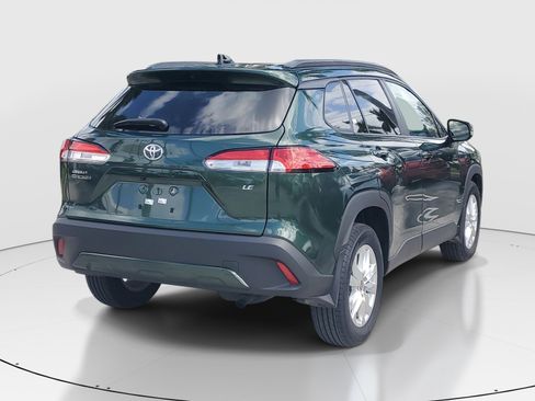 Certified 2025 Toyota Corolla Cross LE FWD image 3