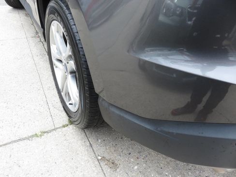 Used 2017 Ford Edge Titanium image 35