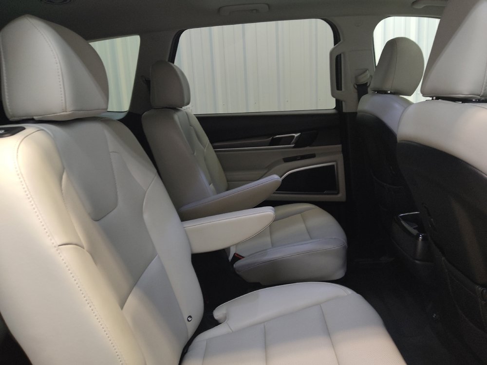 Used 2021 Kia Telluride S AWD/4WD image 19