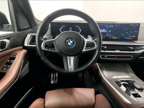 Used 2024 BMW X5 sDrive40i w/ M Sport Package RWD image 6
