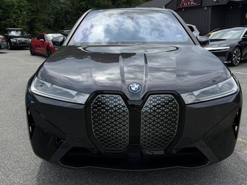 Used 2024 BMW iX xDrive50 w/ Premium Package AWD/4WD image 86