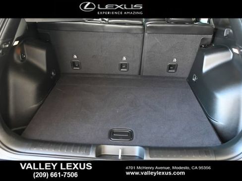 Used 2019 Jeep Cherokee Trailhawk AWD/4WD image 18