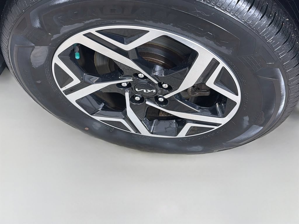 Certified 2024 Kia Sportage LX FWD image 28