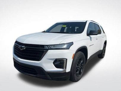 Certified 2022 Chevrolet Traverse LS w/ Midnight/Sport Edition