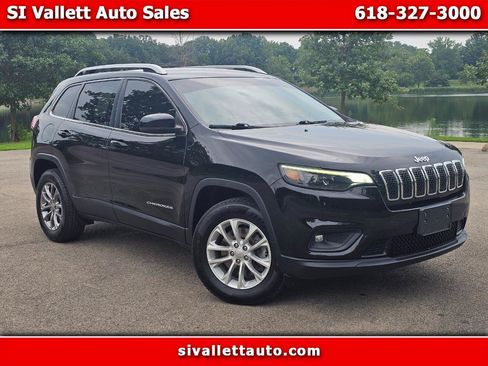 Used 2020 Jeep Cherokee Latitude Plus w/ Comfort/Convenience Group AWD/4WD image 1