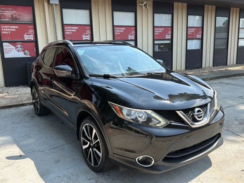 Used 2017 Nissan Rogue Sport SL FWD image 10