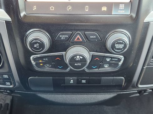 Used 2023 RAM 1500 Classic SLT w/ Electronics Group AWD/4WD image 22