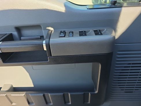 Used 2016 Ford F250 XLT image 13