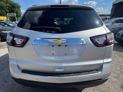 Used 2014 Chevrolet Traverse LT image 6