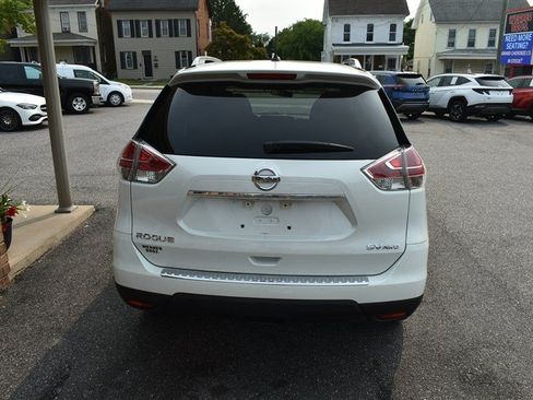 Used 2015 Nissan Rogue SV w/ SV Premium Package AWD/4WD image 5