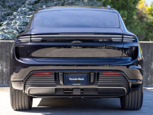 New 2026 Porsche Macan Turbo Electric image 11