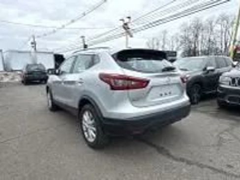 Used 2022 Nissan Rogue Sport SV AWD/4WD image 7