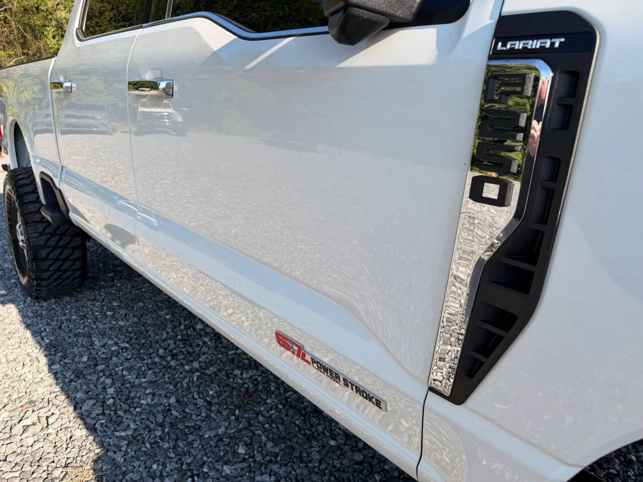 Used 2024 Ford F250 Lariat w/ Chrome Package AWD/4WD image 9