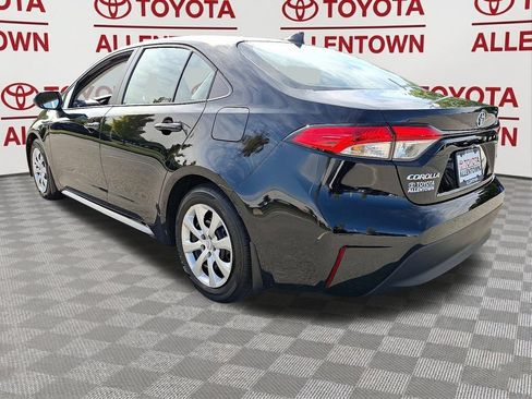 Used 2025 Toyota Corolla LE FWD image 6