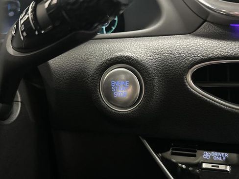 Used 2021 Hyundai Sonata Limited image 21