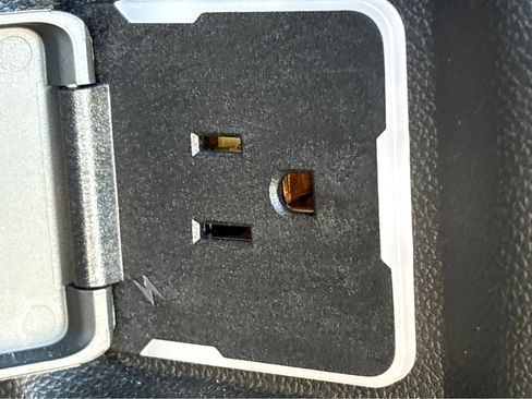 Used 2022 Chevrolet Tahoe LT w/ Luxury Package image 26