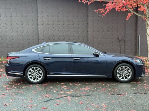 Used 2019 Lexus LS 500h AWD image 5