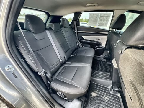 Used 2022 Hyundai Tucson SE image 23