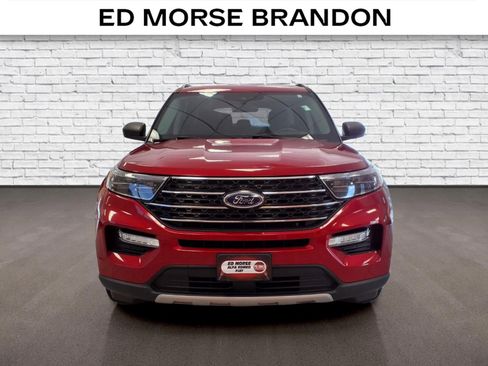 Used 2023 Ford Explorer XLT w/ Equipment Group 202A RWD image 7