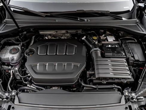 New 2026 Audi Q3 quattro 2.0T AWD/4WD image 38