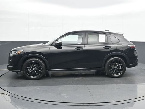 Used 2023 Honda HR-V Sport image 3