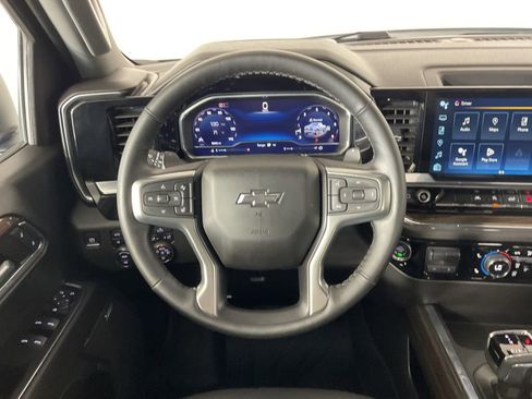 Used 2024 Chevrolet Silverado 1500 RST w/ Redline Edition AWD/4WD image 12