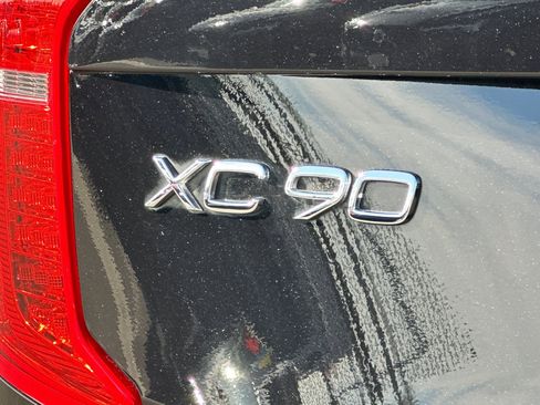 Used 2024 Volvo XC90 T8 Ultimate w/ Protection Package Premier image 34