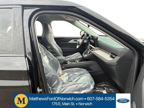 New 2026 Ford Explorer Active AWD/4WD image 15