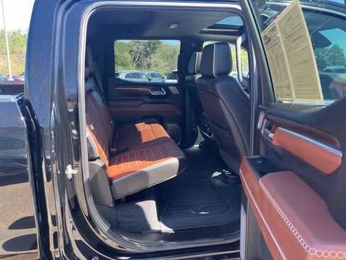 Used 2025 GMC Sierra 1500 Denali Ultimate AWD/4WD image 34