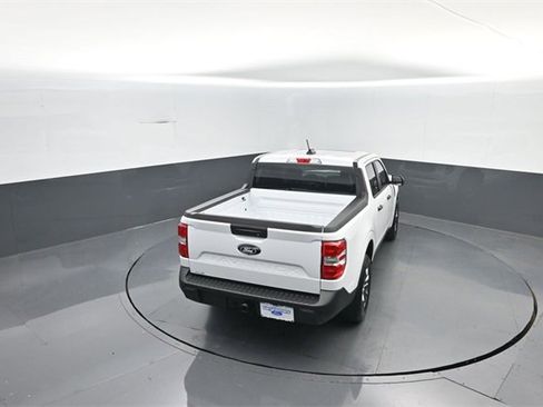 New 2025 Ford Maverick XLT image 29