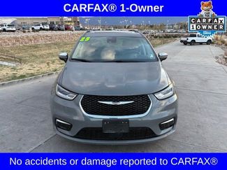 Used 2023 Chrysler Pacifica Limited FWD video 2