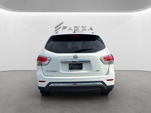 Used 2015 Nissan Pathfinder S FWD image 9