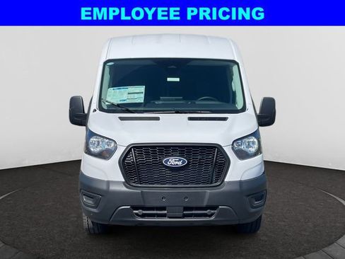 New 2026 Ford Transit 250 148 Medium Roof w/ Load Area Protection Package RWD image 8