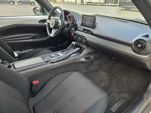 Used 2020 MAZDA MX-5 Miata RF Club RWD image 25