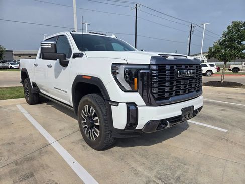 Used 2024 GMC Sierra 2500 Denali Ultimate AWD/4WD image 1