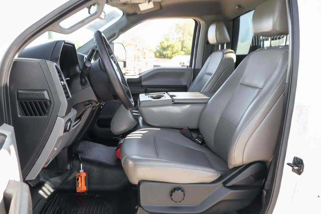 Used 2020 Ford F550 4x4 Regular Cab Super Duty image 24